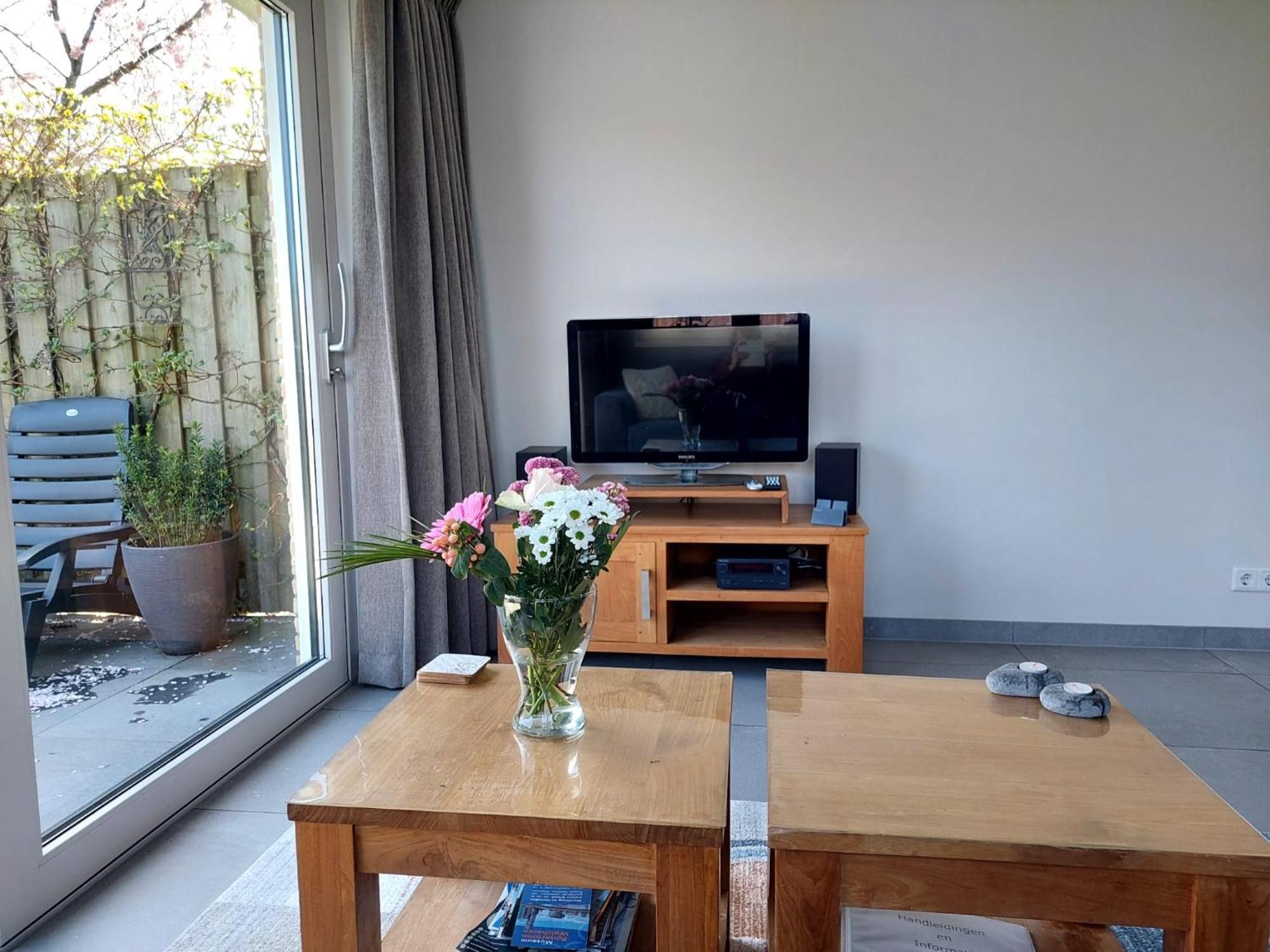 An En Bie Apartment Aagtekerke Bagian luar foto